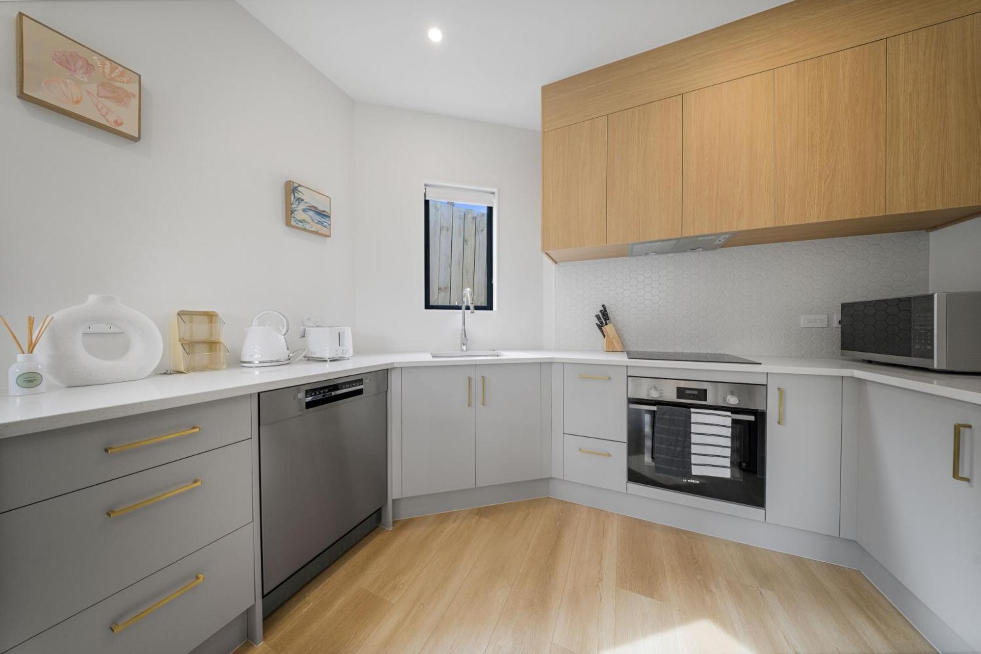 West Harbour Modern 4-Bedroom Retreat Окленд Экстерьер фото